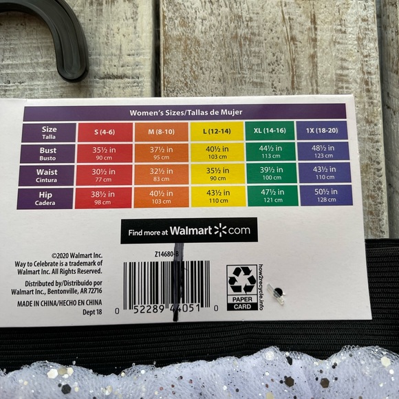 NWT Woman's White splatter sparkles Tutu Large Plus Halloween Costume B - Picture 3 of 3